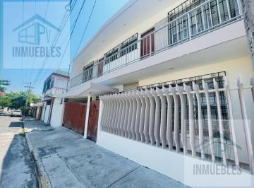 Casa · 315m² · 3 Recámaras · 2 Estacionamientos · Casa en Venta | Fraccionamiento Reforma | Veracruz Puerto