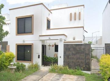 Casa de 3 habitaciones, Mérida · Linda Propiedad en Venta Ubicada en Caucel, Yucatan