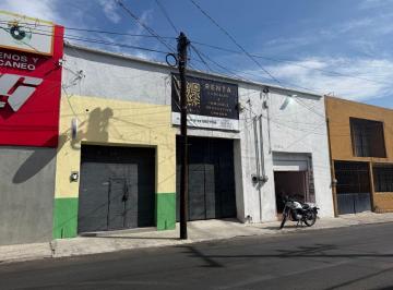 Bodega comercial de 4 habitaciones, Guadalajara · Terreno/bodega/local en Santa Tere (A 100 m de Av Chapultepec)