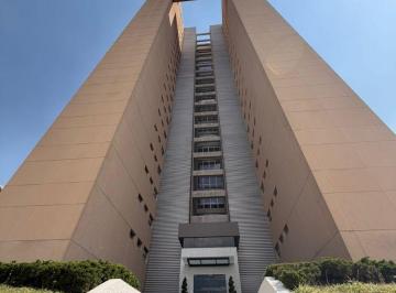 Departamento de 2 habitaciones, Huixquilucan · PH en Venta en Bosque Real, Sayabes