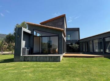 0e1d96381715cf7d7f1fc8d21d0fbdaf5cb193687667f7f3a26237eabcc0af83 · Casa en Condominio, Plusvalía y Naturaleza en San Simón El Alto - Valle de Bravo