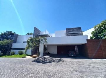 Casa de 5 habitaciones, Cuernavaca · Oportunidad Única | Casa de Lujo Lista Para Habitar con Acabados Premium