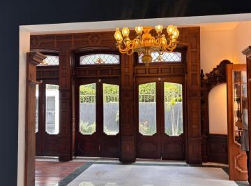 Casa · 350m² · 4 Recámaras · 4 Estacionamientos · Casa en Monte Blanco <lomas de <chapultepec