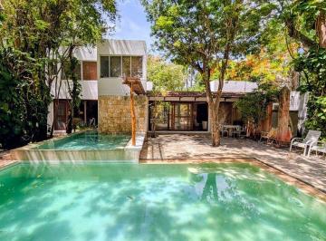 d3e66e9e64fe9b01e242a44bee2a6a0e45cd796430c00d344b8d6d42282b3efb · En Venta Hermosa Casa Dentro del Club de Golf La Ceiba