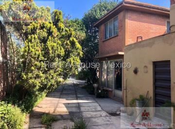 Casa · 220m² · 3 Recámaras · 3 Estacionamientos · Casa en Venta en El Nopalito, cuautitlan Jl 25 - 2320.