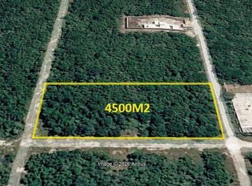 Terreno / Lote · 4500m² · Terreno en Venta, con Excelente Ubicación, Servicios a Pie de Calle