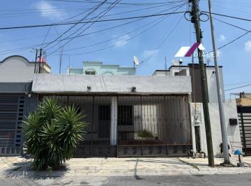 Casa · 110m² · 2 Recámaras · 2 Estacionamientos · Venta Casa en Col. Dos Ríos en Guadalupe, Nuevo León. - 2 Recámaras y 110 m²