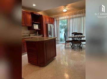 Casa de 5 habitaciones, San Andrés Cholula · Casa de Lujo en Venta en La Concepcion Buenavista
