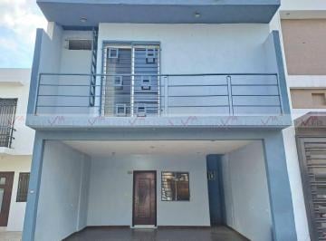 Casa · 162m² · 3 Recámaras · 2 Estacionamientos · Casa en Venta en Nexxus Residencial