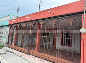 Casa · 120m² · 3 Recámaras · 2 Estacionamientos · Casa en Venta en Residencial Las Puentes