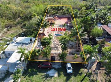 Terreno / Lote · 1811m² · 1 Recámara · 6 Estacionamientos · Terreno de en Renta Sobre Carretera Principal