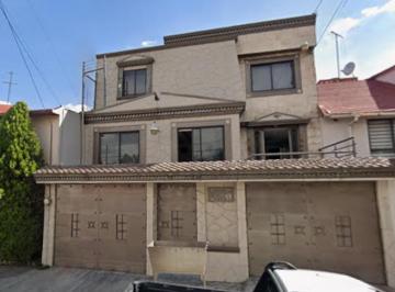 Casa de 4 habitaciones, Naucalpan de Juárez · Se Vende Casa en Col. Cumbre de San Marcos, Naucalpan, Edo Mex