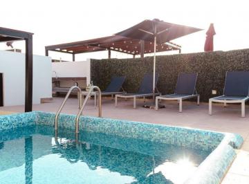 Departamento · 188m² · 2 Recámaras · 1 Estacionamiento · Penthouse con Roof Top con Alberca en Menesse 32, a 2 Calles del Mar!