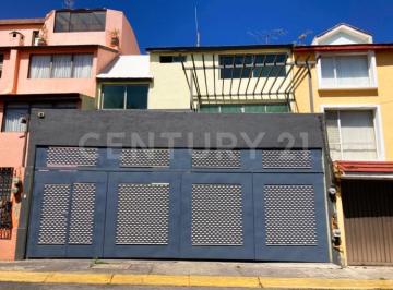 Casa · 150m² · 3 Recámaras · 2 Estacionamientos · Renta Casa Fuentes de Satelite Atizapan 11321