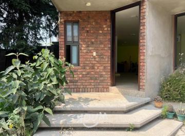Casa · 162m² · 3 Recámaras · 4 Estacionamientos · Casa en San Miguel Ajusco con 3 Recámaras, Id:.