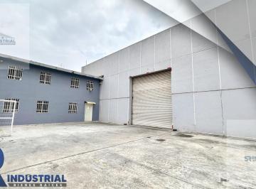 Bodega comercial · 850m² · 8 Estacionamientos · Bodega en Renta Monterrey