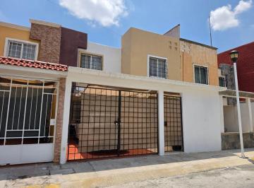 Casa de 4 habitaciones, Zempoala · Casa en Venta de 4 Recamaras en Pequeña Privada de 49 Casas Cerca de Explanada Pachuca