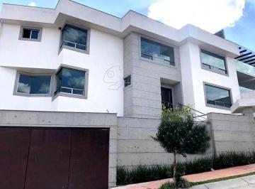 Casa · 660m² · 4 Recámaras · 4 Estacionamientos · Casa en Venta en Sexta Sección de Lomas Verdes