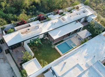 Casa · 542m² · 3 Recámaras · 4 Estacionamientos · Venta Casa de 1 Planta con 1346 m² de Terreno 3 Recamaras en Santa Gertrudis Copo, Yucatan