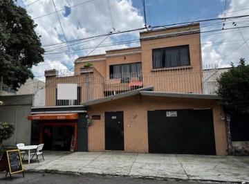 Casa de 4 habitaciones, Benito Juárez · Casa en Venta en Colonia Narvarte Poniente, Benito Juárez Cdmx.