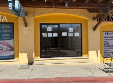 Local comercial , Los Cabos · Renta Local en Plaza en Centro de Cabo San Lucas