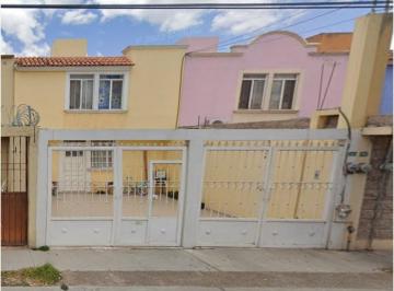 Casa de 2 habitaciones, San Luis Potosí · Venta de Casa en San Luis Potosi, Crotos 157, Col Dalias del Llano.