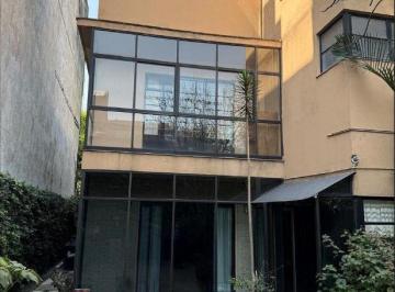 Casa de 4 habitaciones, Benito Juárez · Casa en Venta en Colonia Noche Buena, Benito Juárez Cdmx.