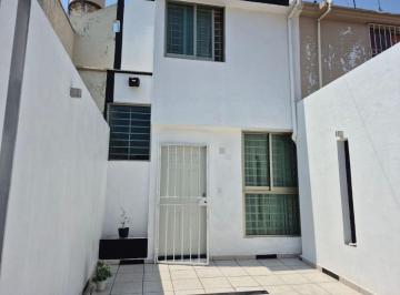 Casa de 3 habitaciones, Zapopan · Casa en Venta en Parque Real, Zapopan, Jalisco