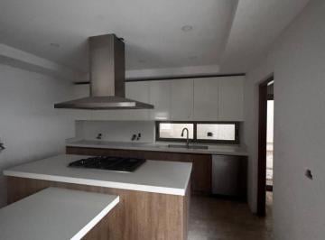 Departamento de 4 habitaciones, San Pedro Garza García · Casa en Venta Col San Patricio Spgg