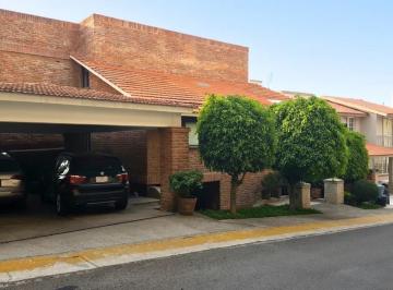 Casa de 4 habitaciones, Huixquilucan · Casa en Venta en Interlomas