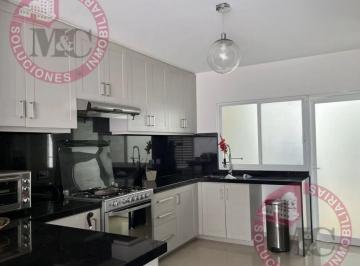 Casa · 3 Recámaras · 2 Estacionamientos · Casa en Renta en Coto Andaluz, Aguascalientes