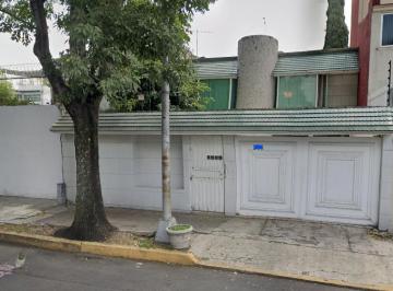 Casa de 4 habitaciones, Coyoacán · Casa en Remate Hipotecario en Paseos Taxqueña