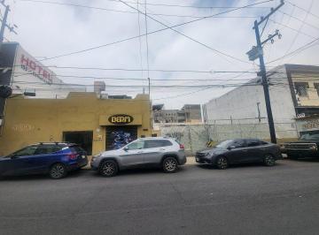 Casa uso de suelo de 5 habitaciones, Monterrey · Casa con Uso de Suelo Comercial en Renta en Monterrey
