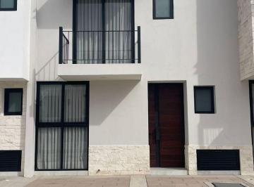 Casa de 2 habitaciones, Irapuato · Casa en Renta Residencial Quinta Maria, Irapuato Gto.