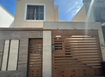 1 · Casa en Venta en Cumbres San Agustin