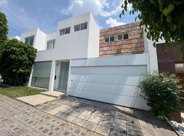 Casa de 3 habitaciones, San Andrés Cholula · Preciosa Residencia de Lujo en Lomas de Angelopolis 1 a un Costado de Sonata