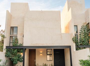 Casa · 143m² · 2 Recámaras · 2 Estacionamientos · Townhouse en Venta Al Norte de Merida, Dzitya