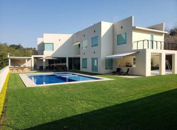 a53eb1d7a3a7b0f42c391fe7af99ccde72cd5f22eb66ac87a79bf82ef45533d1 · Residencia de Lujo en Club de Golf Santa Fe Xochitepec, Morelos