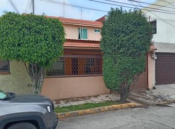 Casa de 3 habitaciones, Tlalnepantla de Baz · Hermosa Casa Super Funcional en Sta. Monica