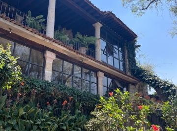Residencia, tipo Hotel Villa Montaña, fachada a la · Residencia Tipo Hotel Villa Montaña, con Vista a Morelia