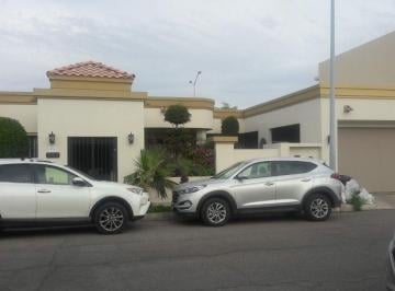 Casa de 3 habitaciones, Mexicali · Se Renta Casa Amueblada en Puerta de Alcala