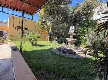 Casa · 266m² · 4 Recámaras · 4 Estacionamientos · Casa en Venta