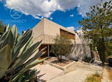Casa · 267m² · 3 Recámaras · 4 Estacionamientos · Casa Venta Porta Toscana Junto Área Verde León Gto!