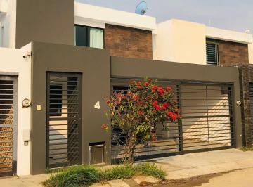 Casa · 184m² · 3 Recámaras · 2 Estacionamientos · Casa en Renta Fracc. Valle del Jaguar Villahermosa