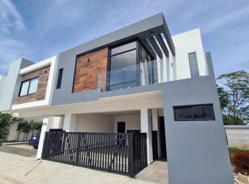 Casa · 160m² · 3 Recámaras · 2 Estacionamientos · Casa Nueva en Venta en Residencial Real Campestre Modelo Contempo Zona Country
