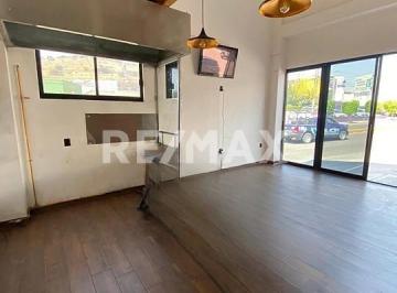 Local comercial · 40m² · 8 Estacionamientos · Local Renta en Plaza Comercial - (4)