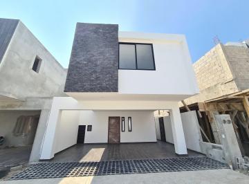 Casa · 181m² · 3 Recámaras · 2 Estacionamientos · Casa en Venta en Zona Country Privada con Seguridad y Casa Club