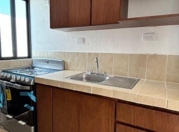 Casa de 2 habitaciones, Mérida · Casa Pet Friendly con Portón Para Estrenar.