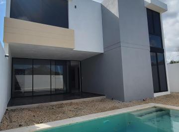 Casa de 4 habitaciones, Mérida · Casa en Venta Temozon Norte