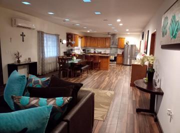 Casa · 280m² · 2 Recámaras · 2 Estacionamientos · Casa en Venta en Puerto Peñasco Moderna con Garage en Puert